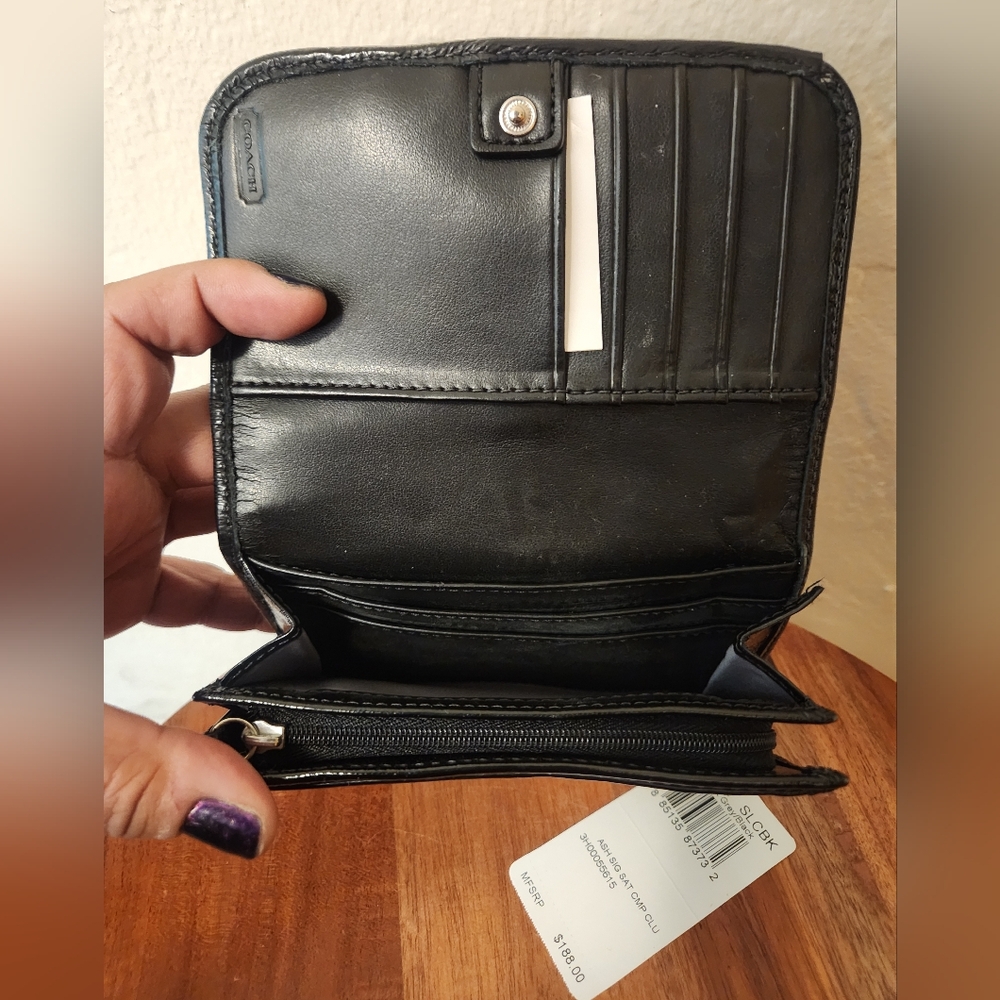 NWT Coach Ashley Compact Clutch Wallet Black - Picture 5 of 7
